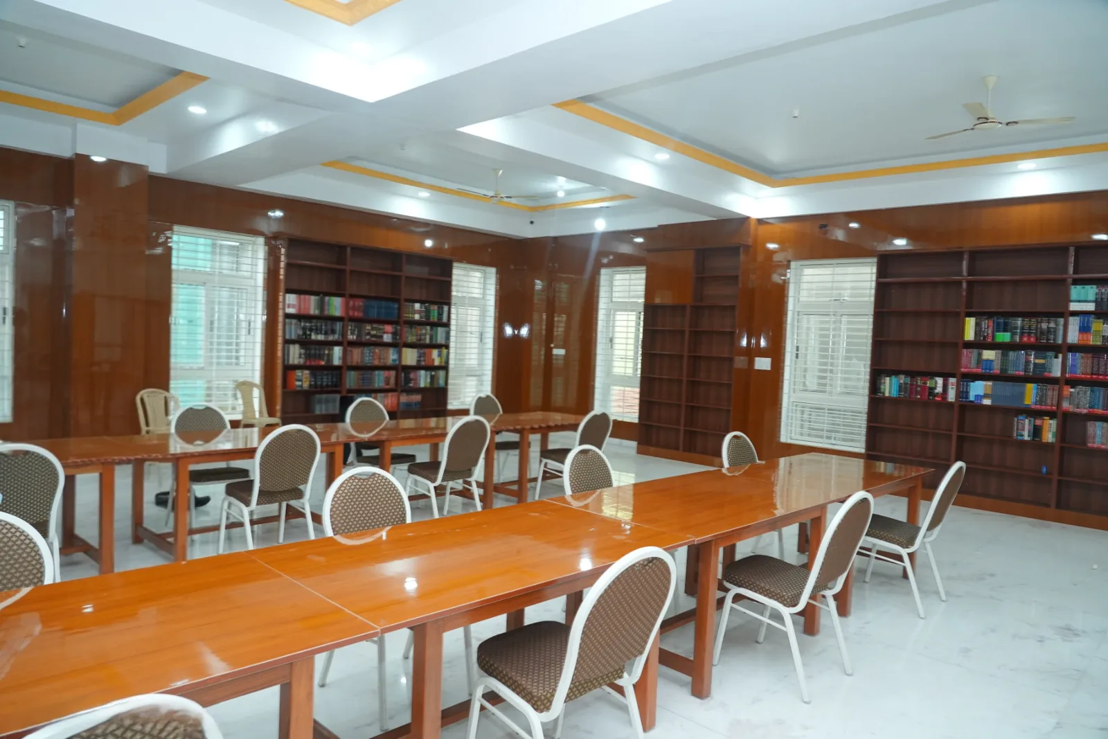 College law library with shelves of legal volumes and law reports